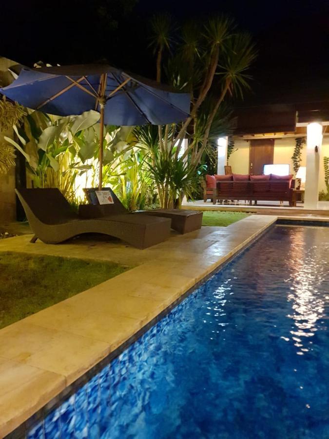 Villa Davenny Seminyak Exterior foto